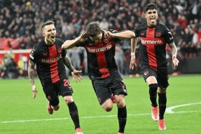 好博足球官网-勒沃库森不败夺冠