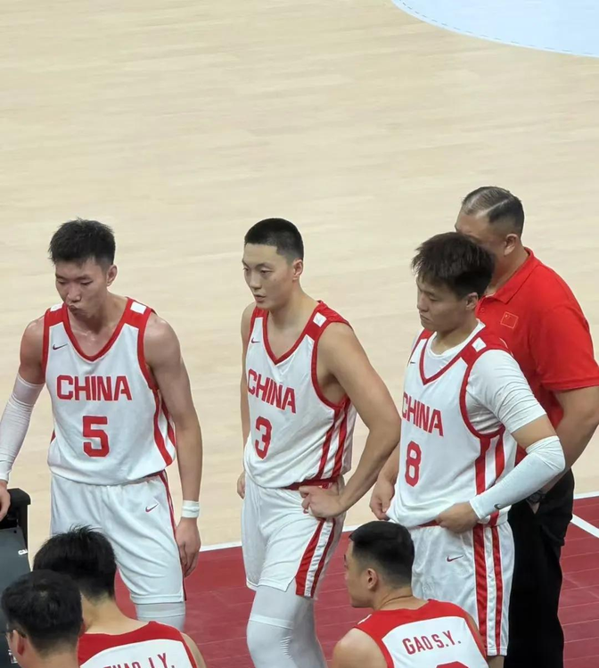 今晨CBA常规赛焦点战；达拉斯独行侠回应争议；引发热议；高层口径保持一致