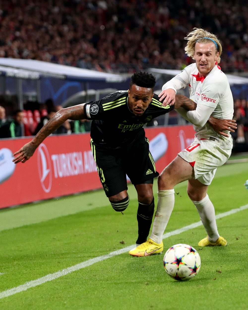 皇家马德里迎全明星赛关键赛，冲刺阶段主帅复盘，信心回归，更衣室氛围转暖